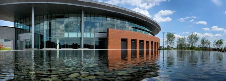 Reflecting Pools, Meditation Rooms, Healing Gardens and a Green Wall Help Barshinger Cancer Institute Secure the Win for National Design Honor